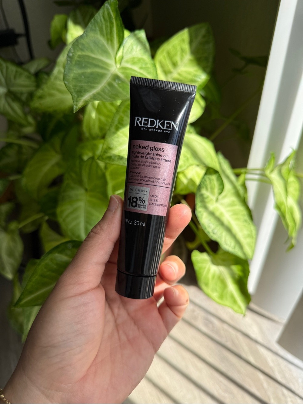Redken Naked Gloss Lightweight Hair Oil – Travel Size 30ML (NWT)